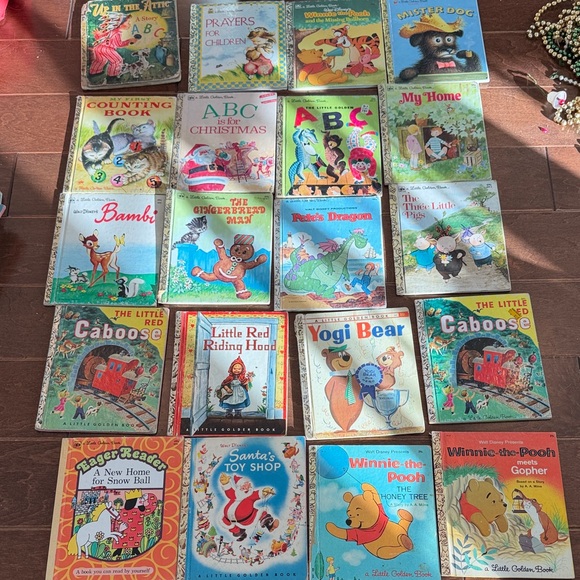 Other - Vintage golden book lot